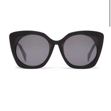 Yoji Yamamoto ブラック キャットアイ サングラス Y's EYEWEAR SS24 | Yohji Yamamoto (ヨウジヤマモト) Official Site