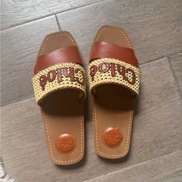 【Chloe】WOODY FLAT MULE◆CHC25S188QT Woody Flat Mule | Women's Black Slides | Chloé US