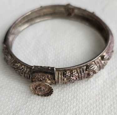 Vintage tibetan silver bangle - Gem