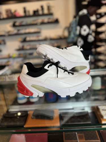【関税&送料込】Alyx White Leather Hiking Sneakers 1017 ALYX 9SM 1017 ALYX 9SM MONO HIKING SNEAKER - WHITE