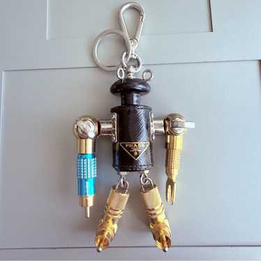 【心斎橋店】プラダ　チャーム　 キートリック ロボット　ブラック 2TR030 心斎橋店】プラダ チャーム キートリック ロボット ブラック 2TR030
