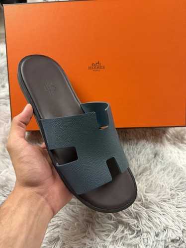 夏必須【HERMES】切りっぱなし☆レザーサンダル Izmir 送料無料 エルメスらしい馬の柄 Hermes Izmir サンダル (HERMES/サンダル