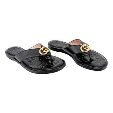 leather sandal with double g