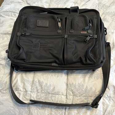 TUMI 26145DH Alpha T-Pass ビジネスバッグ ブラック TUMI 26145DH Alpha FXT T-Pass Expandable Laptop Brief