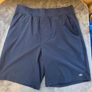 alo yoga ショートスリーブ M新品未使用