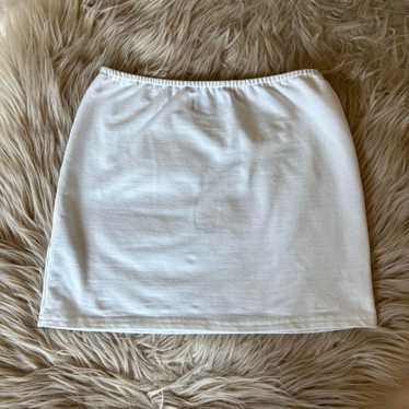 Edikted Women's Skirt - White - XS – Edikted Aish… - image 1