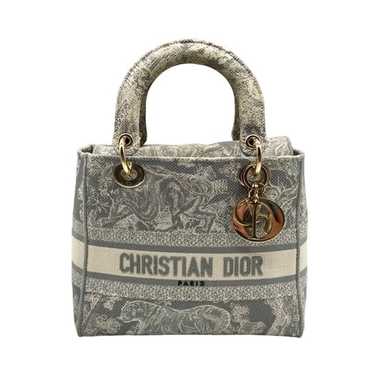 Christian dior white d - Gem