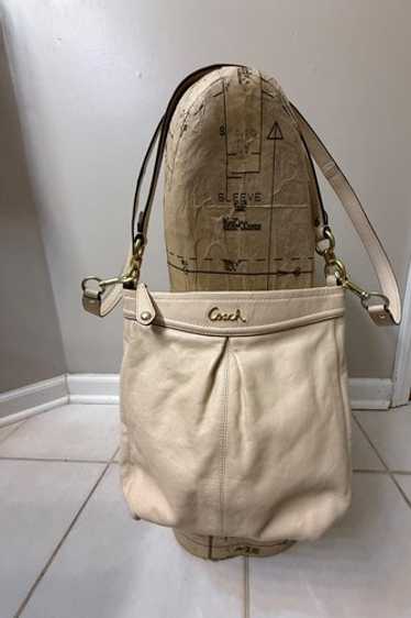 バッグ archive OLD COACH 2way hand bag y2k Coach 2way Shoulder Bag Leather Flap y2k - メルカリ