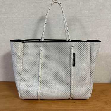【STATE OF ESCAPE】FLYING SOLO BAG State Of Escape Flying Solo tote bag for Women - Black in