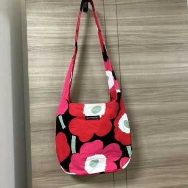 【2023AW】マリメッコ/ Imprint Small Bucket Unikko バッグ Imprint Nano Bucket Unikko | Marimekko