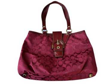 ♡最終値下価格♡COACH STRWB NORA ポーチ エレクトリックレッド NWT Coach Nora Kisslock Crossbody With Strawberry C8401 | eBay