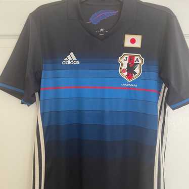 最終価格 美品 アディダス 日本代表W杯出場記念Tシャツ&スパイク 最終価格 美品 アディダス 日本代表W杯出場記念Tシャツ&スパイク