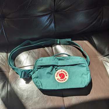 バッグ・カバンその他 [FJALLRAVEN] Canken Hip Pack Plus - Frost Green Fjallraven Kanken Hip Pack - Frost Green | Modern Quests