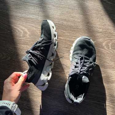 On Running Cloudswift Running Shoes - image 1