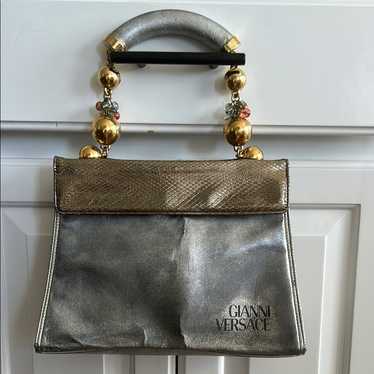 ジャンニ・ベルサーチ　カレ90 Versace gianni vintage handbag - Gem