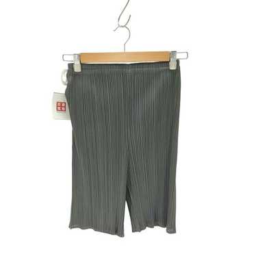 PLEATS PLEASE グレーショートパンツ 楽天市場】イッセイミヤケ ショートパンツの通販
