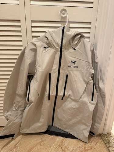 Arcteryx alpha sv size - Gem