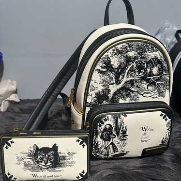 Loungefly exclusive alice in - Gem