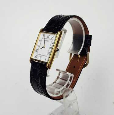 SEIKO 7N00-5C70 MENS 男性用 Seiko Quartz 7N00-5C70 - Tank - Roman Numerals - Gold - 25mm