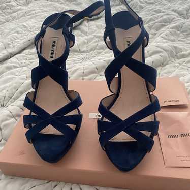 miu miu ネイビー パンプス ストーン付きヒール Miu Miu Navy Suede Crystal Heels - Gem