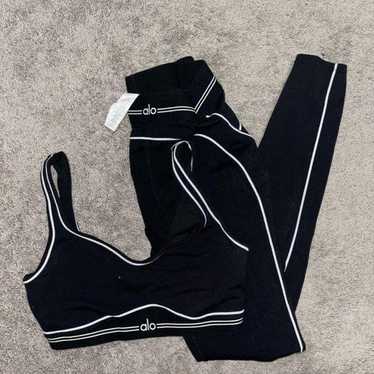 【ファッション通販】 Alo Gem - white black yoga トップス