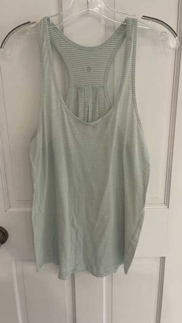 Lululemon womens 6 mint - Gem