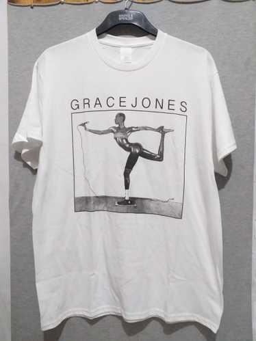 Grace jones island life - Gem