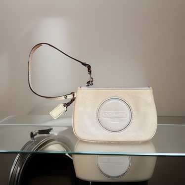 vintage coach old ✨ ivory White bag VINTAGE COACH / OLD COACH GRACIE BAG 4413 IVORY (sold) I had