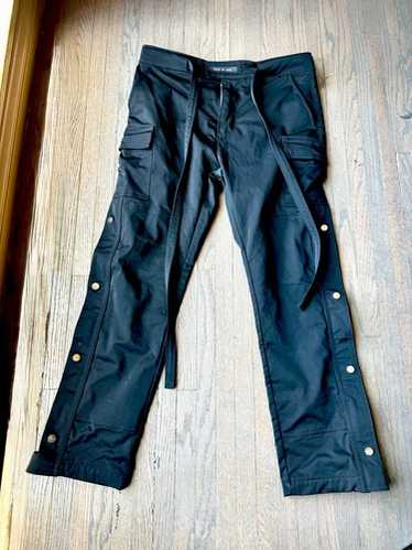 【FEAR OF GOD】6th Nylon cargo pants sサイズ Fear of God 'Sixth Collection' Nylon Cargo Snap Button Pants