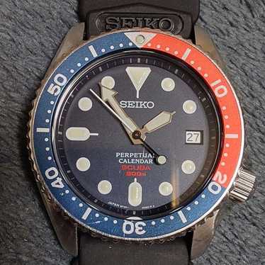 Seiko perpetual 8f35-0020 date - Gem