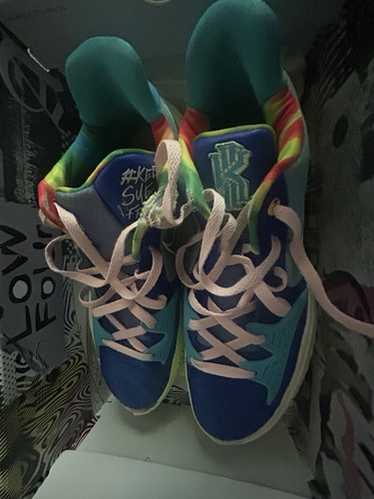 バスケットボール NIKE - NIKE KYRIE LOW 4 EP Keep Sue Fresh 26.5 sddefault.jpg