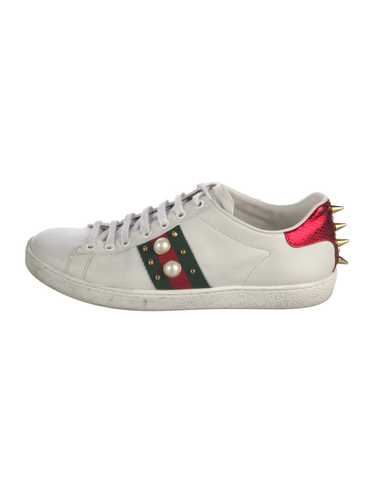Gucci グッチ パンプス パール (ホワイト) イタリア製グッチGUCCI 蛇ロゴパールパイソンパンプス ホワイト