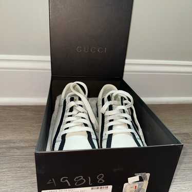 Gucci Lace Up Sneakers Size 9.5 - Gem