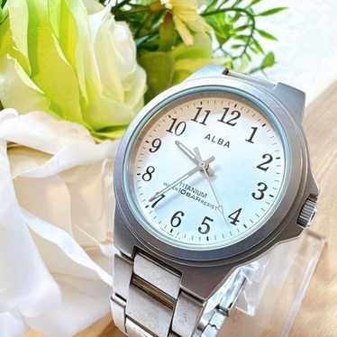 時計 SEIKO ALBA TITANIUM QUARTZ V501-0BC0 Seiko Alba V501-0Dn0 Analog Quartz Men Titanium Mens Vintage