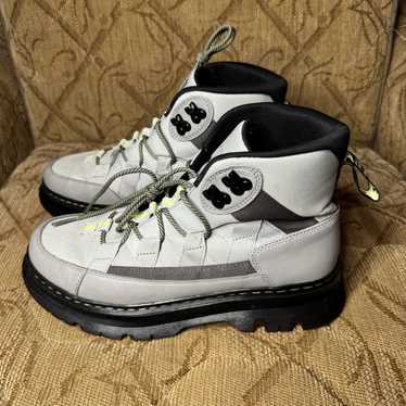 Dr. Martens ドクターマーチン BOURY AW006 KV06X Dr. Martens ドクターマーチン BOURY AW006 KV06X 靴