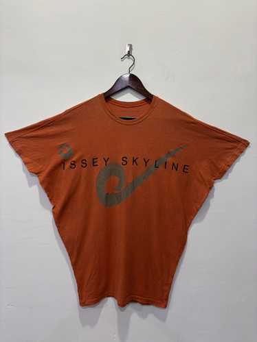 Vintage issey skyline tshirt - Gem
