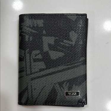 ⭐️極美品⭐️ TUMI CAMDEN　ジップアラウンドオーガナイザー　長財布 TUMI 長財布 トゥミ 本革 レザー ジップアラウンド