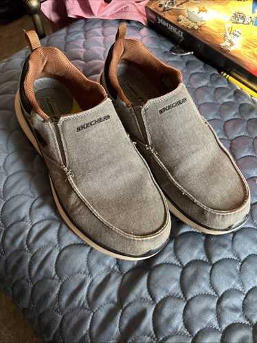 skechers goga mat arch classic fit