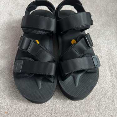 Suicoke black sandals for - Gem