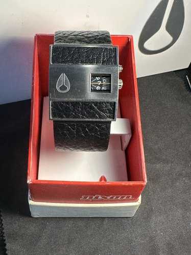 Nixon watch the rotolog - Gem