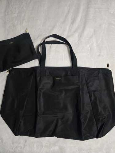 TUMI ストライプ トートバッグ Just in case bag Just In Case® Tote | Tumi CA
