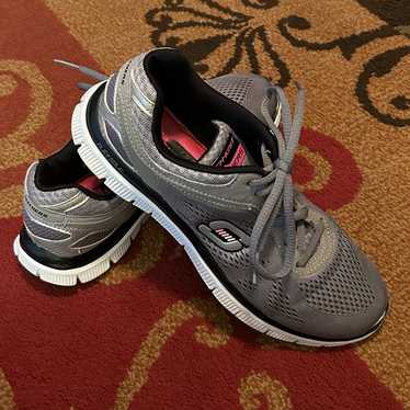 sketchers sketch knit