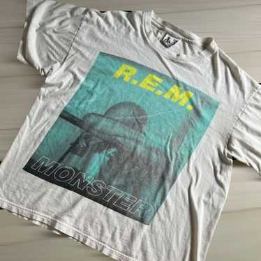 Vintage r.e.m. band t - Gem