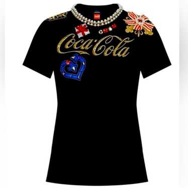 PINKO ブラックTシャツ Coca-Cola 限定ビジュー OO51 PINKO ブラックTシャツ Coca-Cola 限定ビジュー OO51