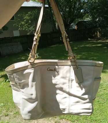 vintage coach old ✨ ivory White bag VERY RARE “NEW WITH TAG” VINTAGE COACH (OLD COACH オールド