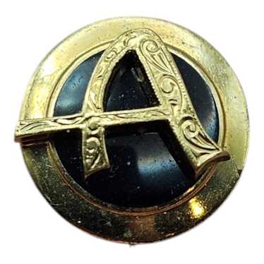 ★１８９７年＊アメリカ＊保護者と牧師の全国会議メンバーバッジ＊１０Ｋ製（実物） 10K Yellow Gold 1980 Friends University Ladies Class Ring