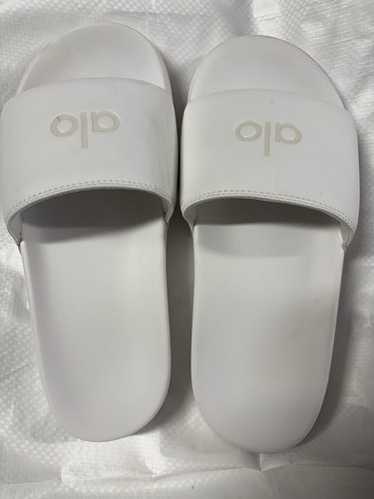 \"ALO Yoga\" ユニセックス イット スライドサンダル Unisex It Slide - Black | ALO