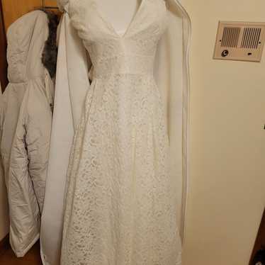 Elegant White Lace Dress - image 1