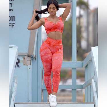Bombshell Sportswear ブラ　レギンス セット Bombshell Sportswear ブラ レギンス セット