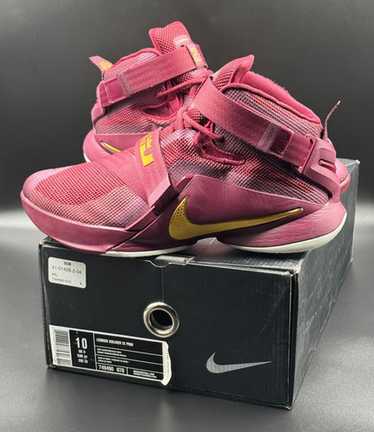 【レアカラー】LEBRON SOLDIER 10 SFG 27cm Buy LeBron Soldier 10 SFG 'University Gold' - 844378 007 | GOAT